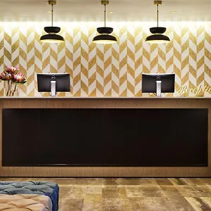 Hotel Unaway & Linea Uno